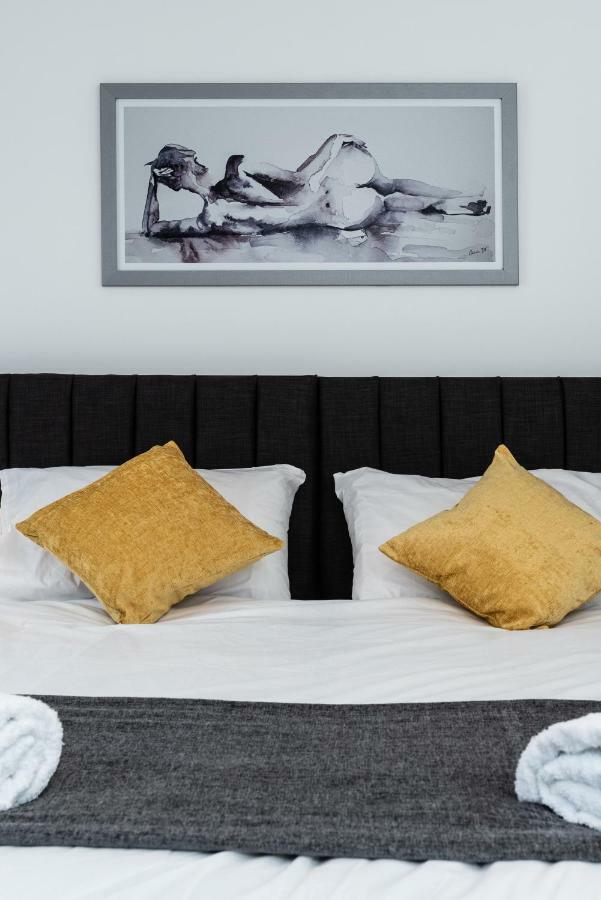 Milton House Villa Плимът Екстериор снимка