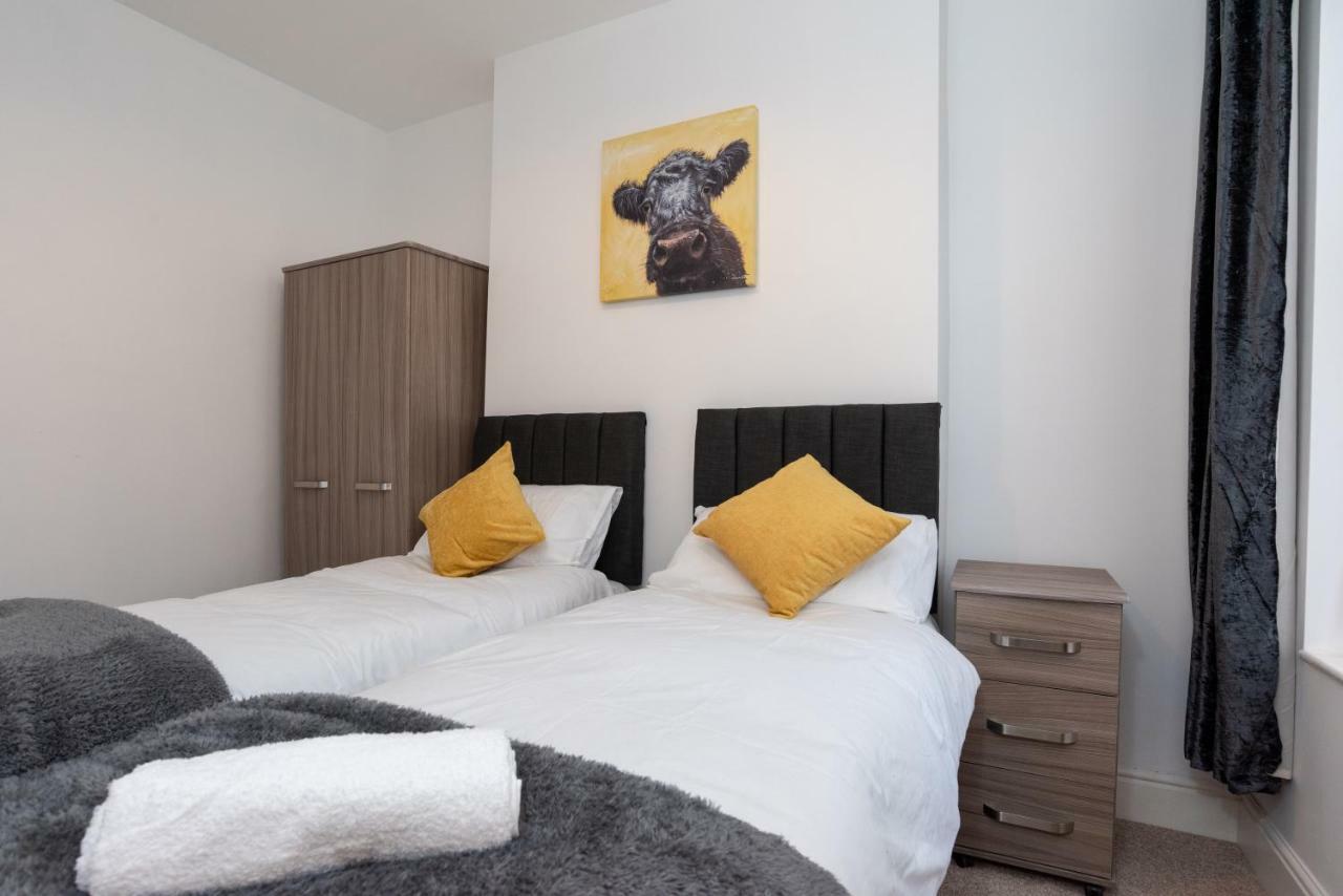 Milton House Villa Плимът Екстериор снимка