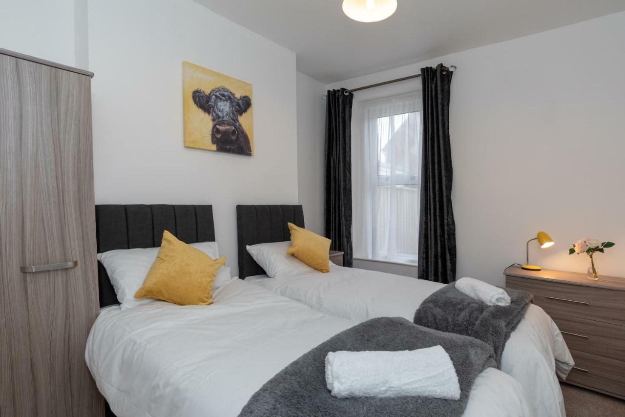 Milton House Villa Плимът Екстериор снимка